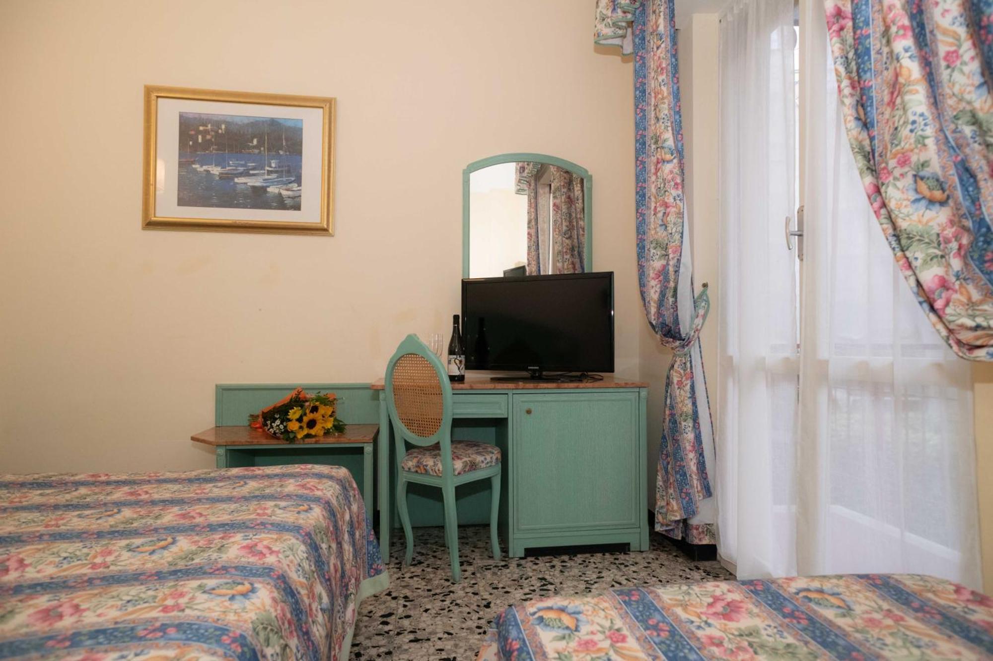Hotel Magnolia Albenga Dış mekan fotoğraf